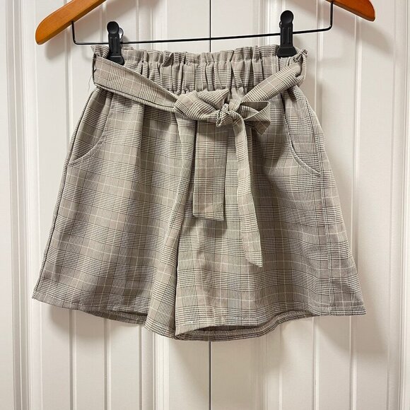 Plaid Paper Bag High Waist Shorts Beige – S - Picture 2 of 8